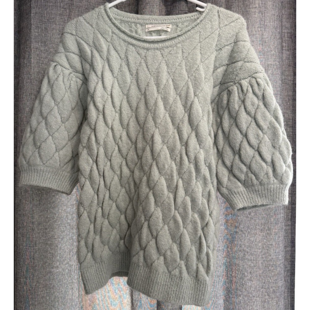 Anthropologie Bonnie Quilted Eyelash Sweater‎ Short Sleeve Size Small Wool NWT